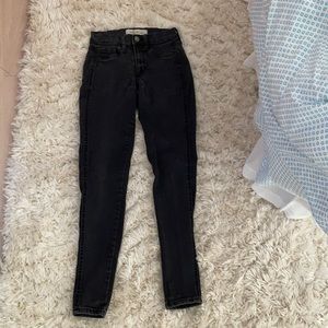Black/dark gray jeans